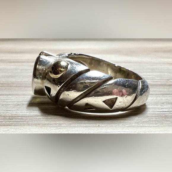 Vintage Designer John Atencio Sterling Silver & 18K Gold Peridot Ring, Size 6 - Picture 3 of 11